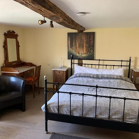 B&B Au Coeur De Villers Exteriör bild