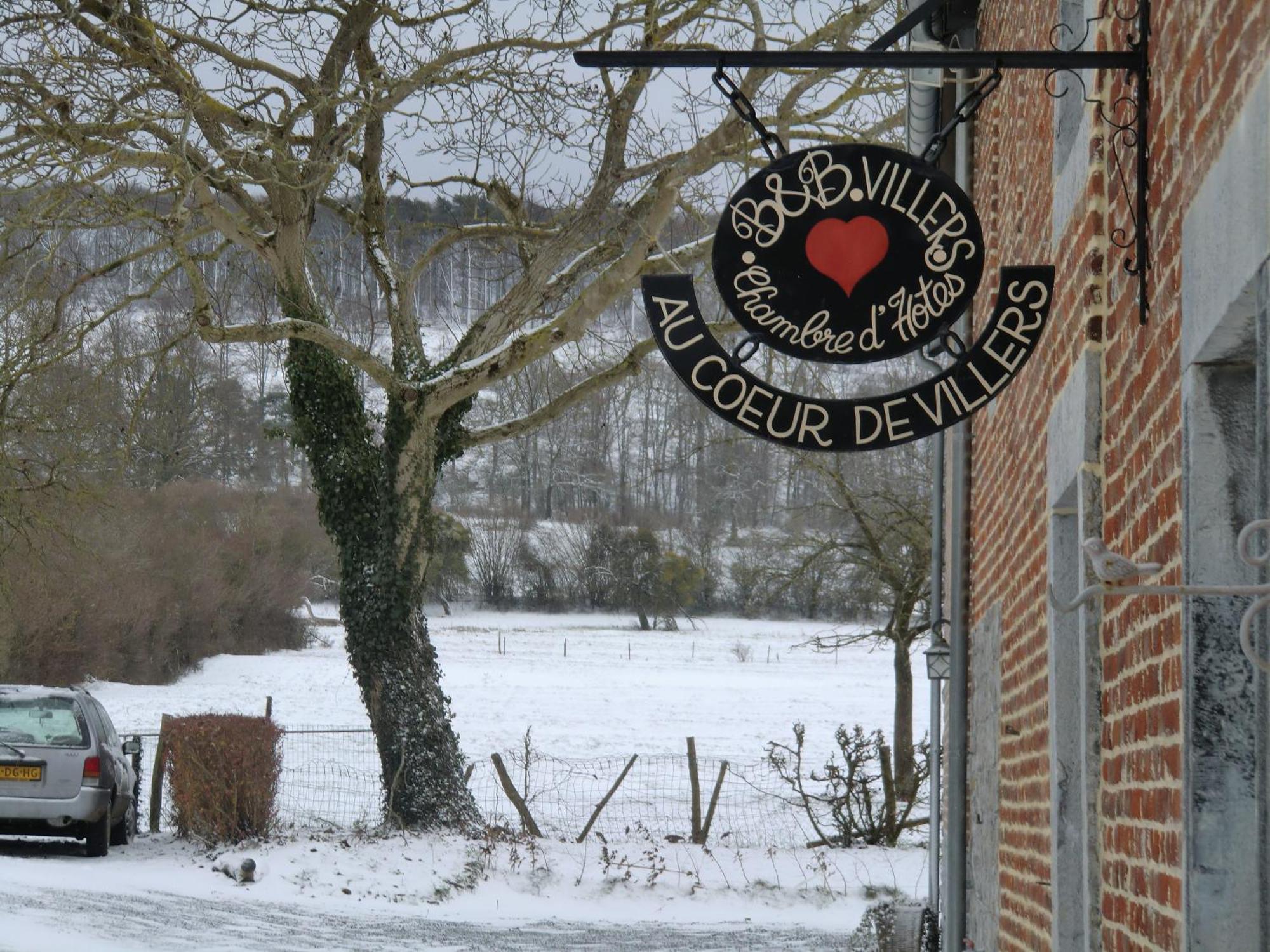 B&B Au Coeur De Villers Exteriör bild