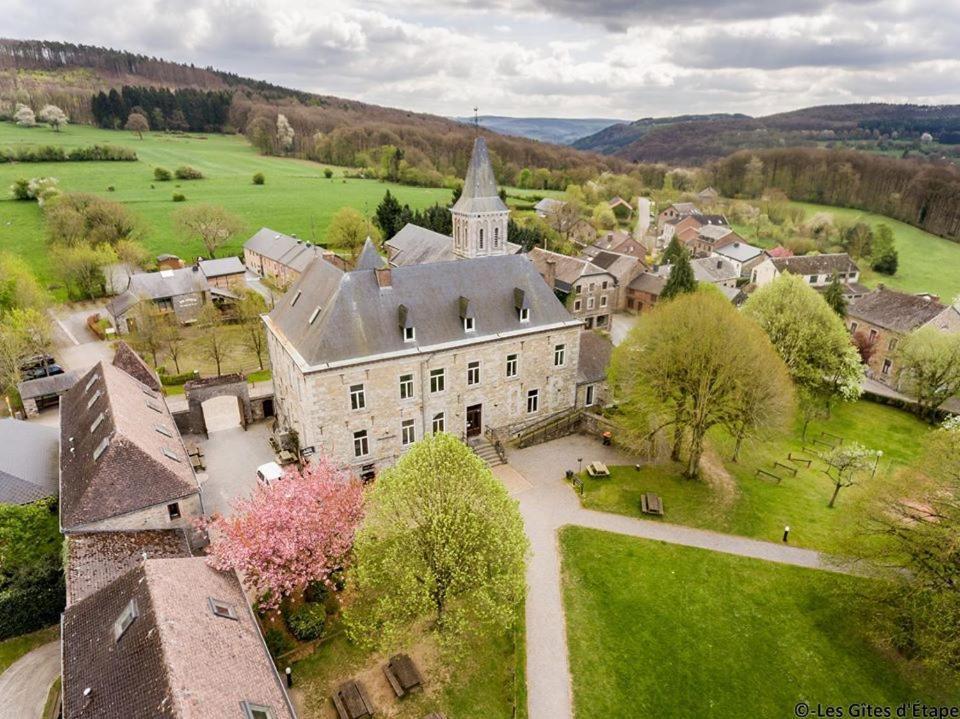 B&B Au Coeur De Villers Exteriör bild